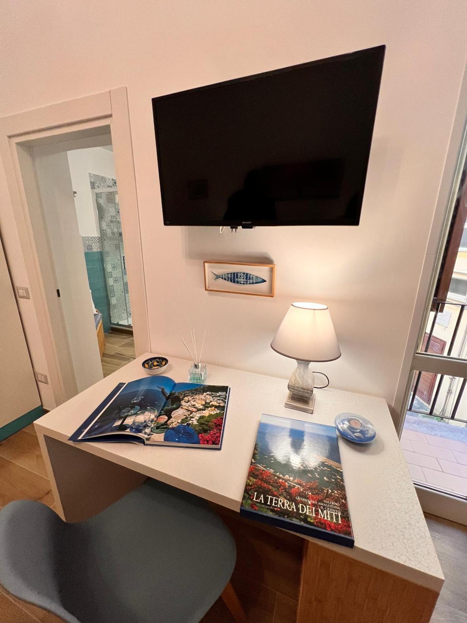 Eric'S House Apartment Salerno Ngoại thất bức ảnh