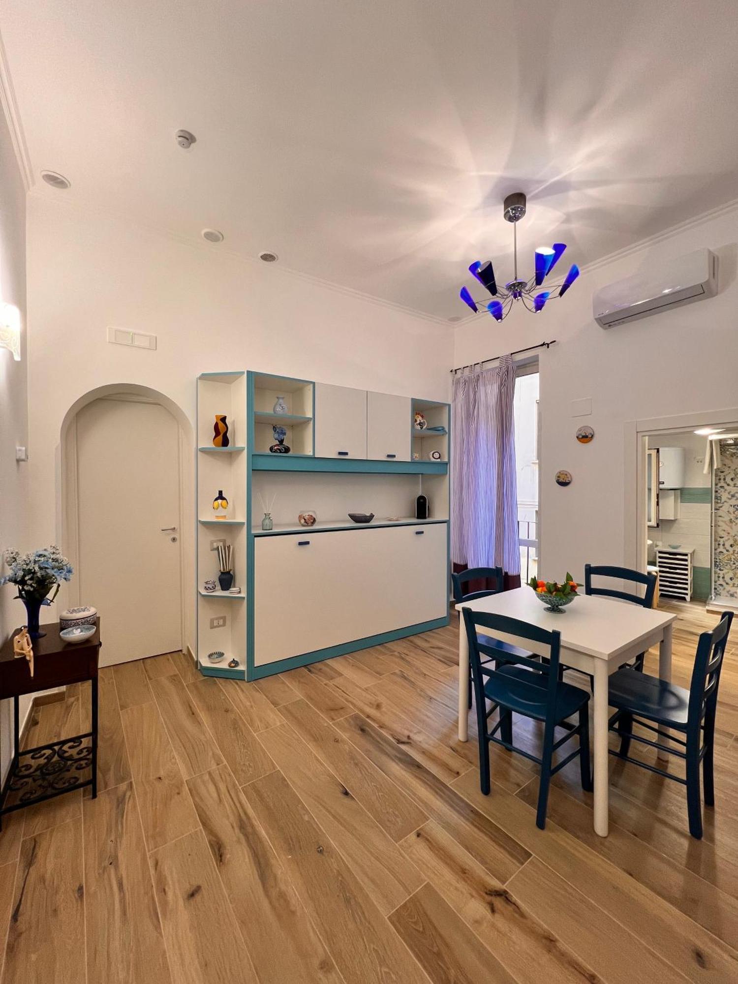Eric'S House Apartment Salerno Ngoại thất bức ảnh