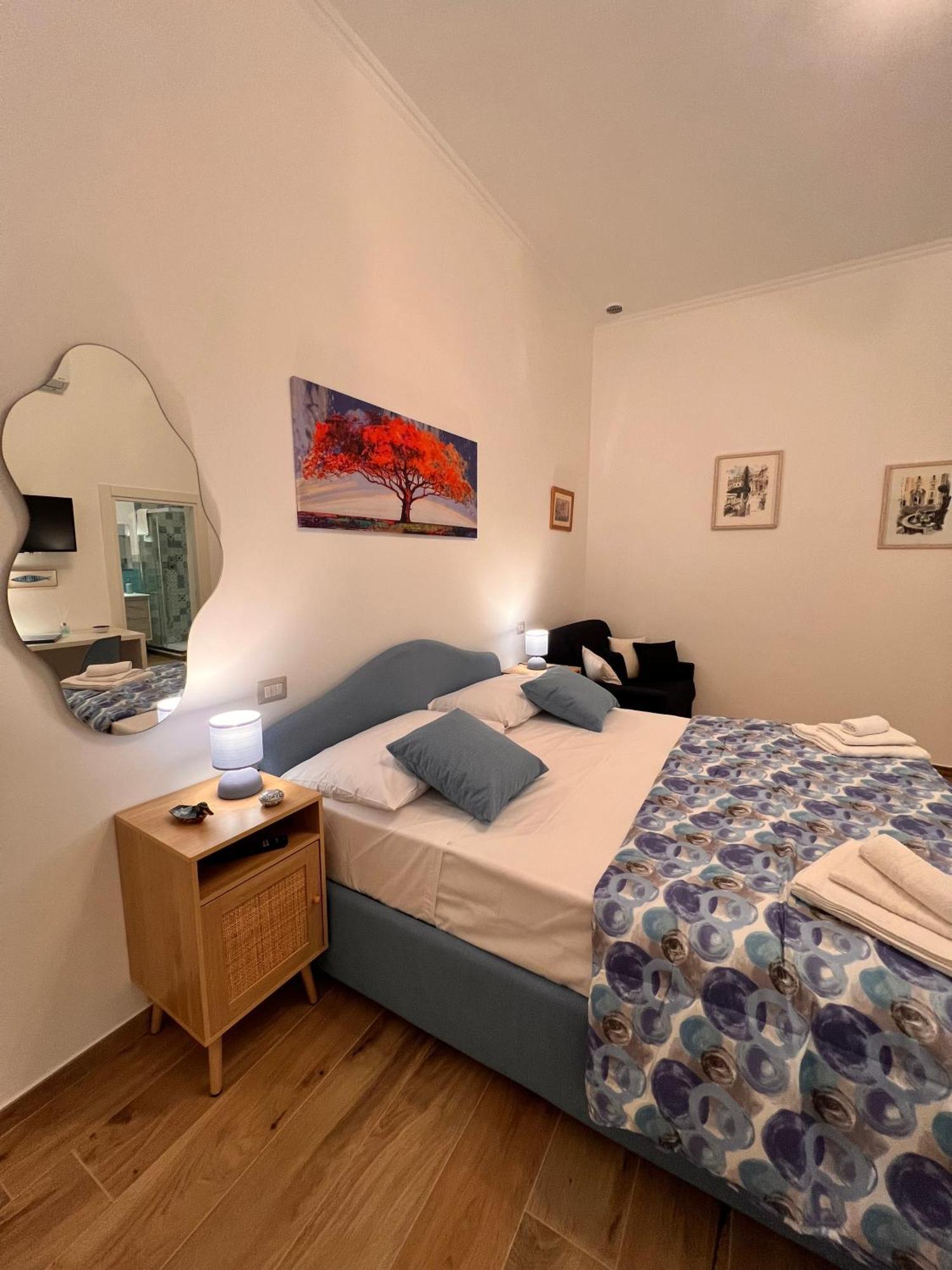 Eric'S House Apartment Salerno Ngoại thất bức ảnh