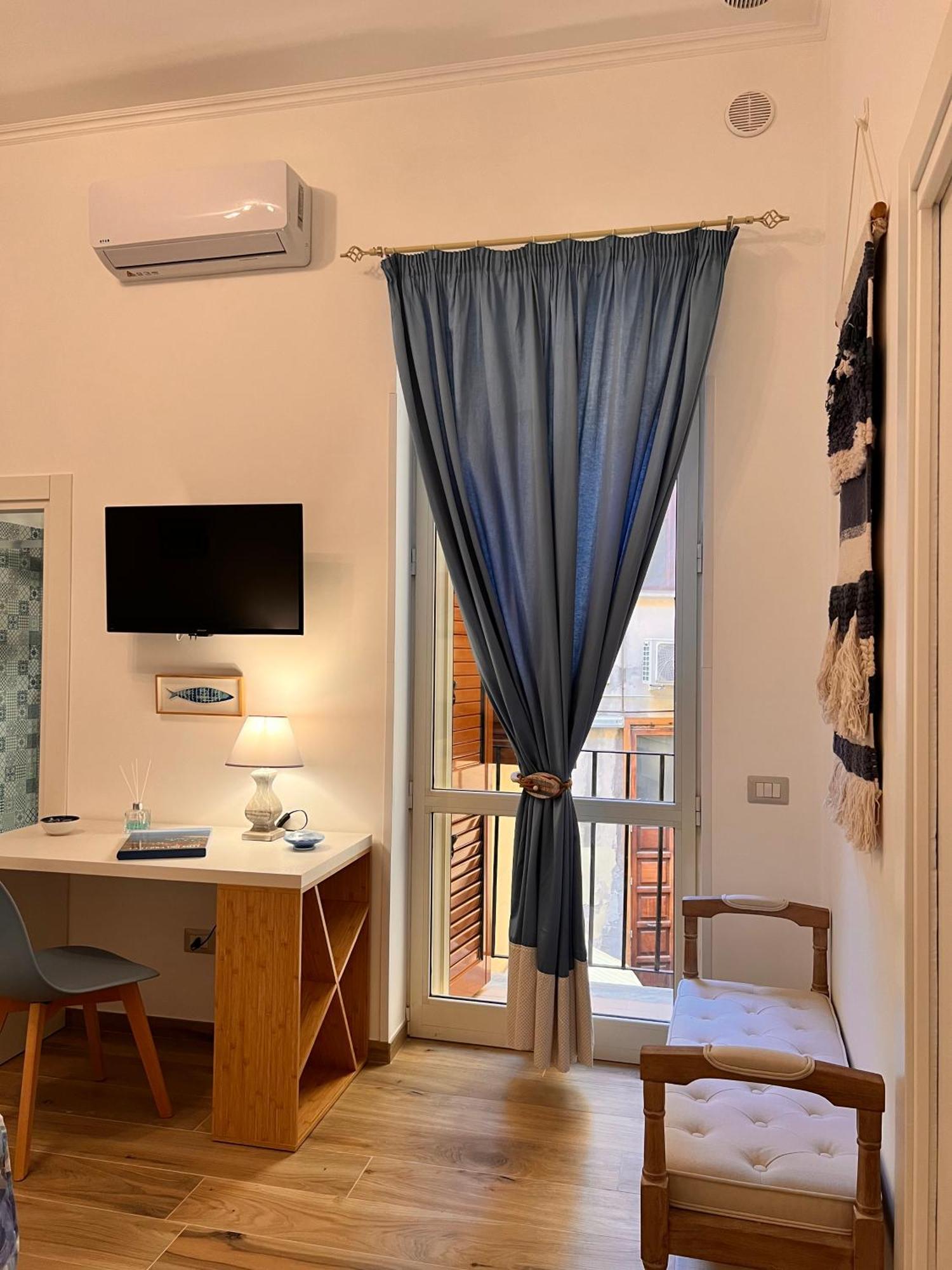 Eric'S House Apartment Salerno Ngoại thất bức ảnh
