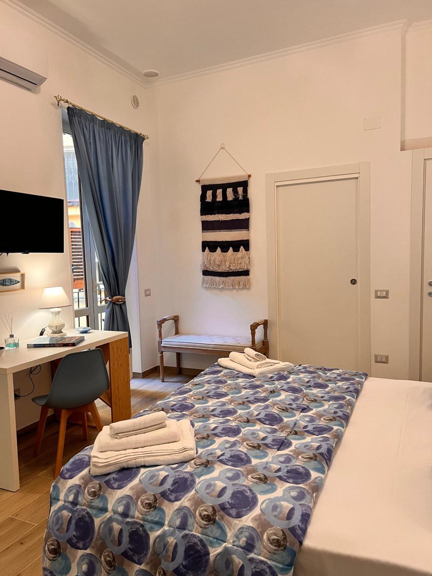 Eric'S House Apartment Salerno Ngoại thất bức ảnh